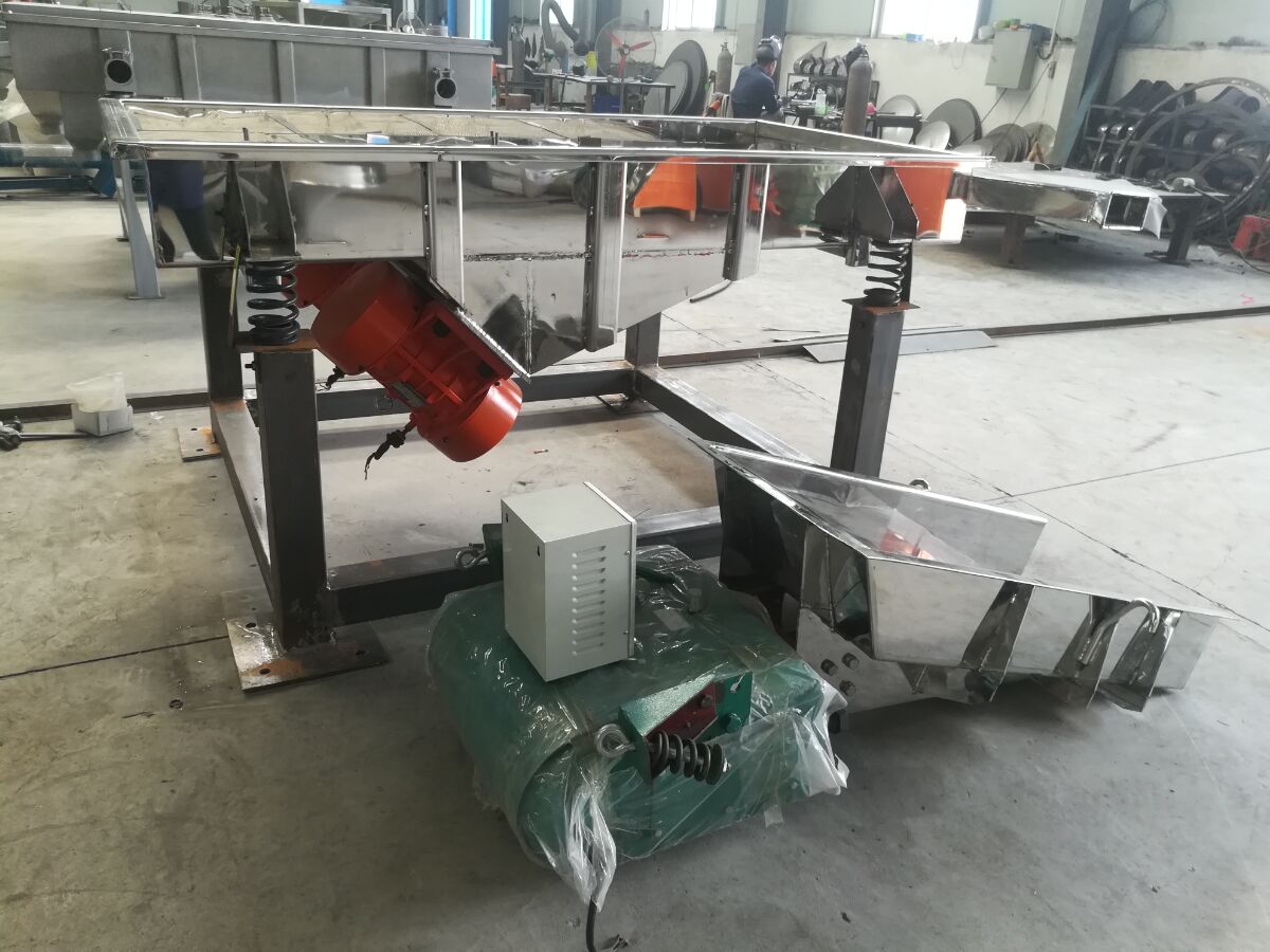 Φ600型振動篩、旋振篩、三次元振動篩