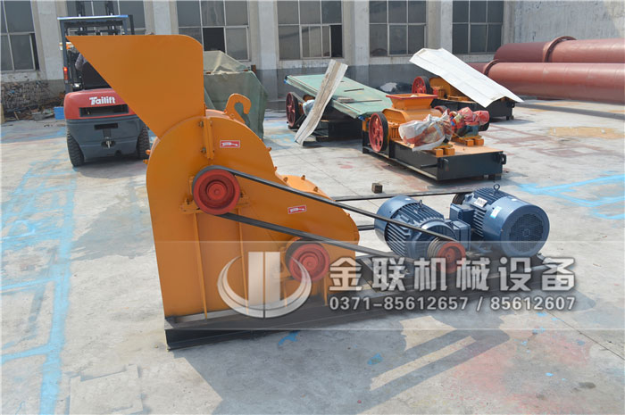 不斷研發煤矸石粉碎機新產品新技術zgs875