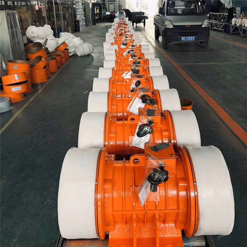 振動(dòng)篩臥式振動(dòng)電機(jī)  振動(dòng)烘干機(jī)  三維振實(shí)臺(tái)