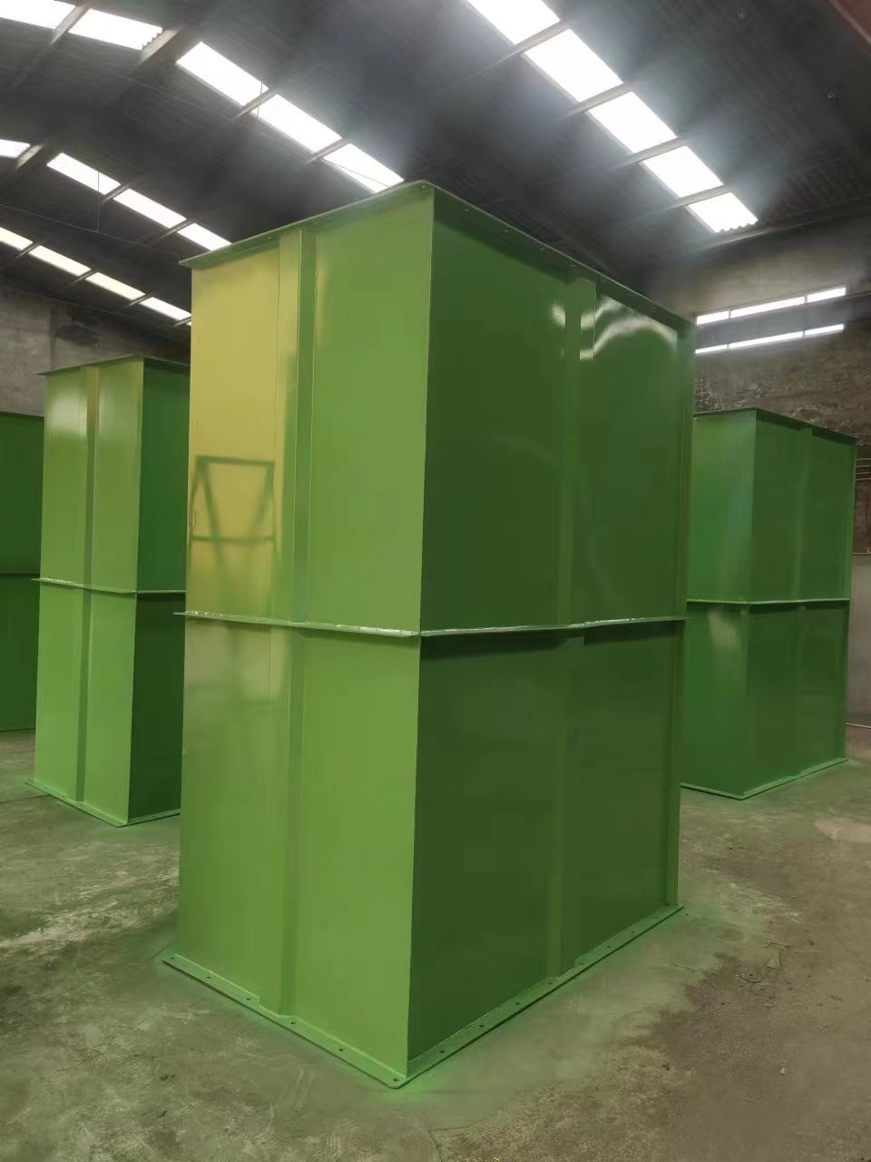 山東礦石水泥熟料化工提升設備濰坊鵬卓TH型斗式提升機