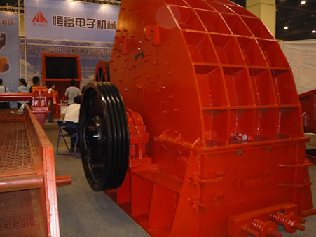 太行礦山機械廠破碎機