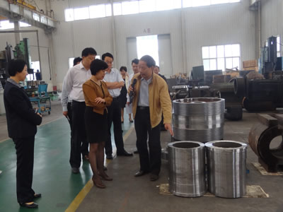 洛陽市委常委、統(tǒng)戰(zhàn)部長陳向平一行到洛陽大華重機調(diào)研