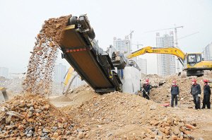 建筑垃圾移動破碎站
