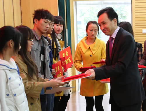 無壓給料三產(chǎn)品重介質(zhì)旋流器選煤工藝及設(shè)備創(chuàng)始人-國華科技趙樹彥
