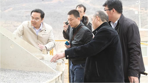 南方路機V7干式制砂設備