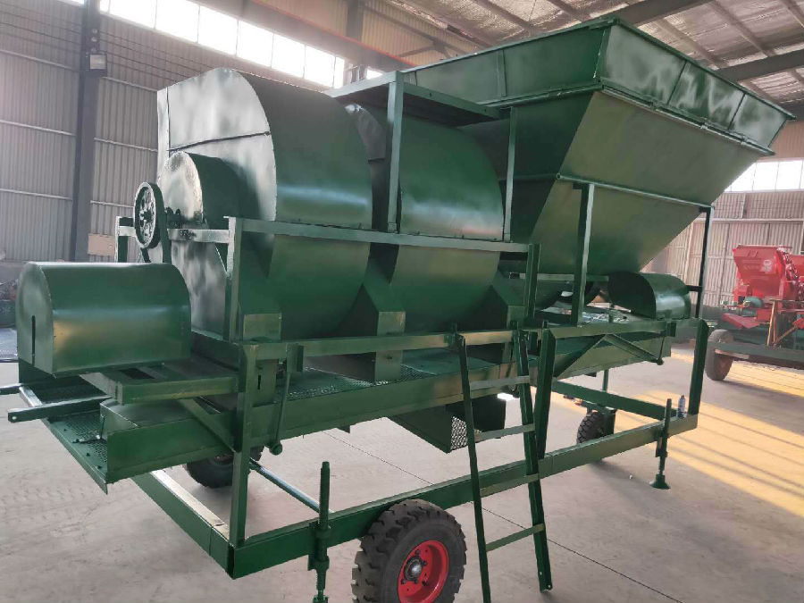 玉米芯玉米皮分離機(jī).jpg